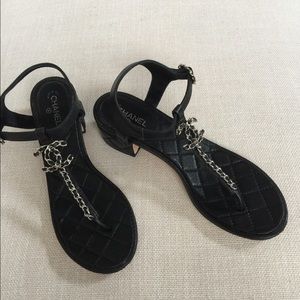 Chanel black CC logo sandals size 38 C